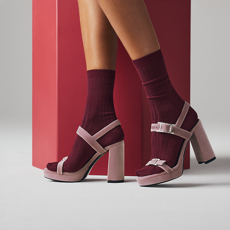 【PORTERNA】Isabel Ribbon Heel Sandals OLYA SANDALS Woman black and gold | ISABEL MARANT Official